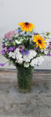 Boeketje Snijbloemen met zinnea,cosmea, duizendsch